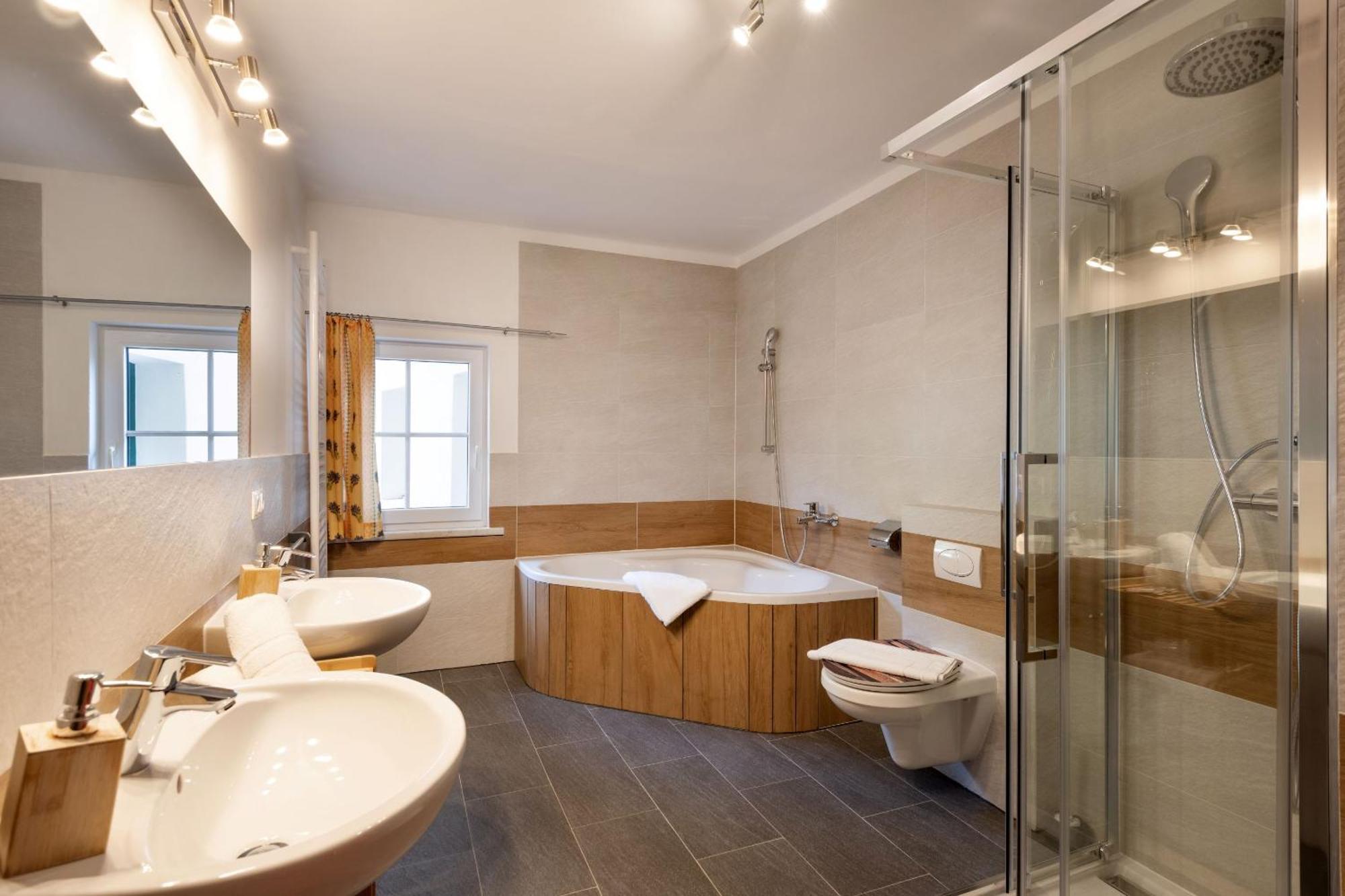 Alpenlodge, Ferienwohnung 8 เทียร์ซี ภายนอก รูปภาพ